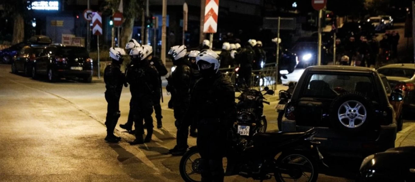 Πως σχολιάζουν τα διεθνή ΜΜΕ τα χθεσινά επεισόδια στη Νέα Σμύρνη